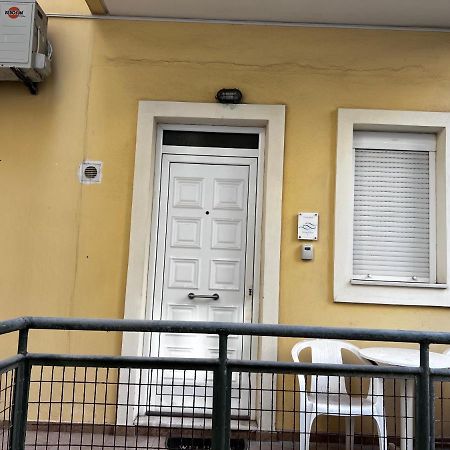 הרקליון Central Single Room Ground Floor מראה חיצוני תמונה